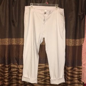 Pbx basics White capris size 14